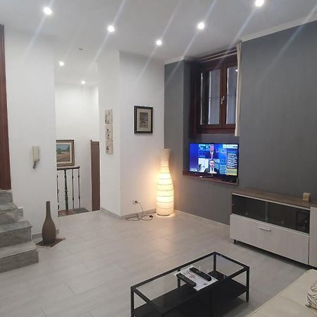 Domus Odeon La Casa Nel Parco Archeologico Di Catania Apartment ภายนอก รูปภาพ