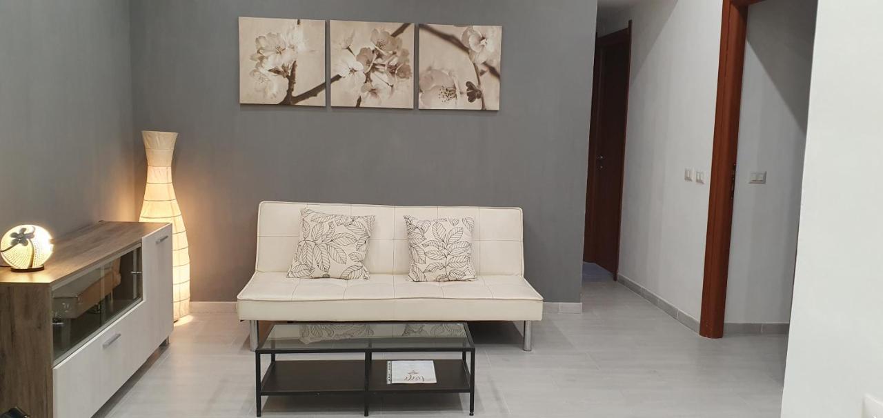 Domus Odeon La Casa Nel Parco Archeologico Di Catania Apartment ภายนอก รูปภาพ