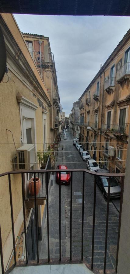 Domus Odeon La Casa Nel Parco Archeologico Di Catania Apartment ภายนอก รูปภาพ